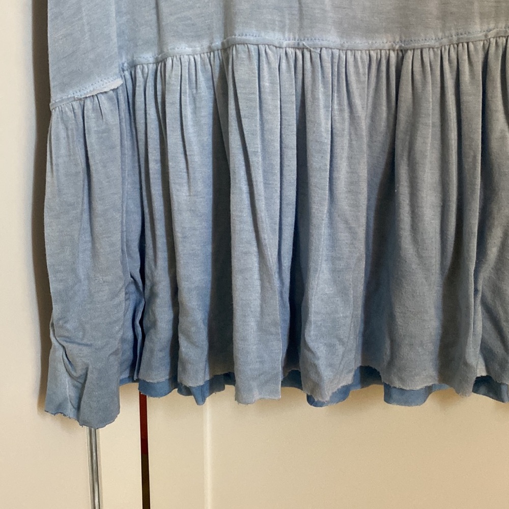 Ruffle Bottom Top - Picture 3 of 3